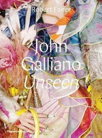 John Galliano: Unseen voorzijde