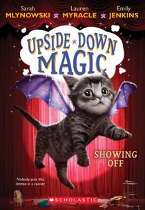 Showing Off (Upside-Down Magic #3) voorzijde