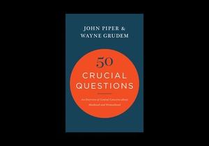 50 Crucial Questions voorzijde