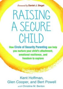 Raising a Secure Child voorzijde