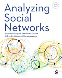 Analyzing Social Networks voorzijde