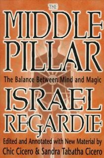 The Middle Pillar: The Balance Between Mind and Magic voorzijde