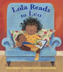 Mcquinn, A: Lola Reads to Leo voorzijde