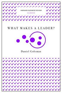 What Makes a Leader? (Harvard Business Review Classics) voorzijde