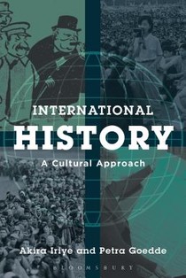 International History voorzijde