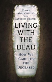 Living with the Dead voorzijde