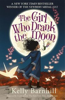 The Girl Who Drank the Moon voorzijde