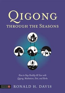 Qigong Through the Seasons voorzijde