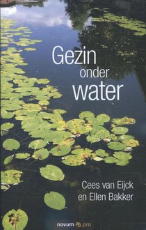 Gezin onder water