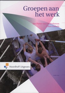 Groepen aan het werk voorzijde