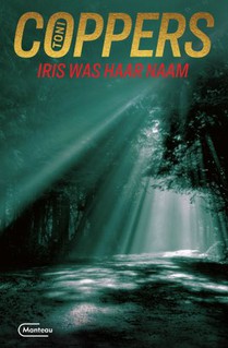 Iris was haar naam voorzijde