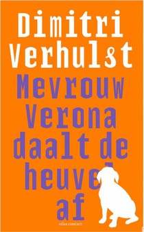 Mevrouw Verona daalt de heuvel af voorzijde