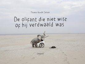 De olifant die niet wist of hij verdwaald was voorzijde