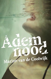 Ademnood voorzijde