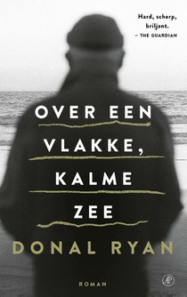 Over een vlakke, kalme zee voorzijde