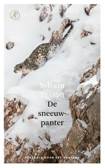 De sneeuwpanter voorzijde