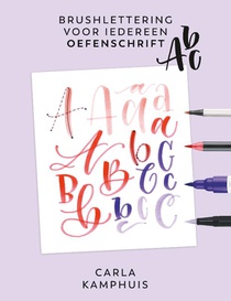 Brushlettering voor iedereen - Oefenschrift ABC voorzijde