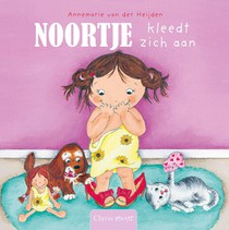 Noortje kleedt zich aan voorzijde