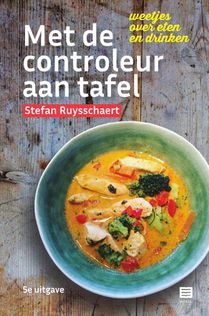 Met de controleur aan tafel