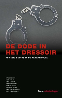 De dode in het dressoir voorzijde