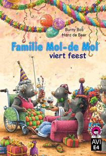 Familie Mol-de Mol viert feest voorzijde