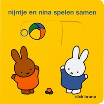 nijntje en nina spelen samen