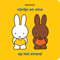 nijntje en nina op het strand voorzijde