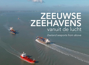 Zeeuwse zeehavens vanuit de lucht / seaports from above voorzijde