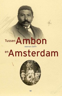 Tussen Ambon en Amsterdam voorzijde