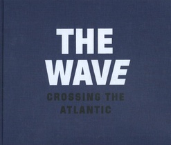 The wave, crossing the Atlantic voorzijde