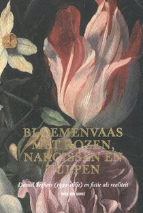 Bloemenvaas met rozen, narcissen en tulpen voorzijde