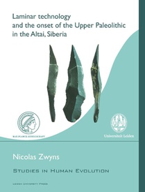 Laminar technology and the onset of the upper paleolithic in the Altai, Siberia voorzijde