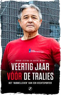 Veertig jaar vóór de tralies voorzijde