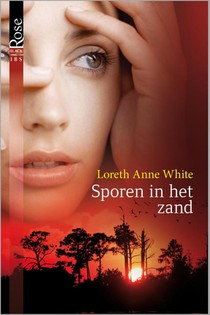 Sporen in het zand voorzijde