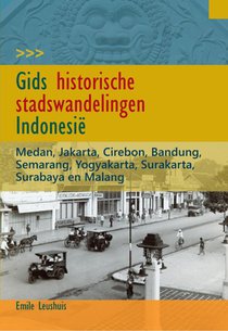 Gids historische stadswandelingen Indonesië voorzijde
