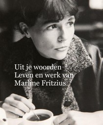 Uit je woorden voorzijde