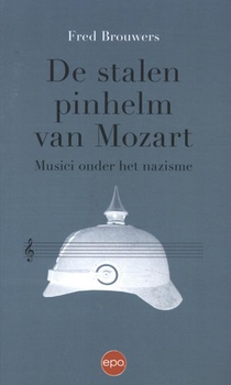 Stalen pinhelm van Mozart voorzijde