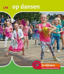 Op dansen voorzijde