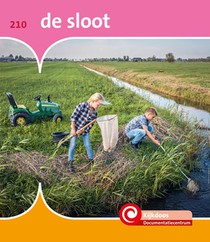 De sloot voorzijde