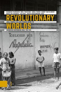 Revolutionary Worlds voorzijde