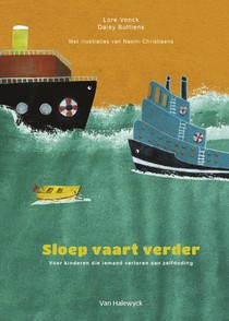 Sloep vaart verder voorzijde