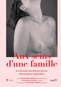 Aux seins d'une famille voorzijde