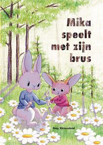 Mika speelt met zijn brus