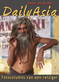Daily Asia - Fotocolums van een reiziger voorzijde
